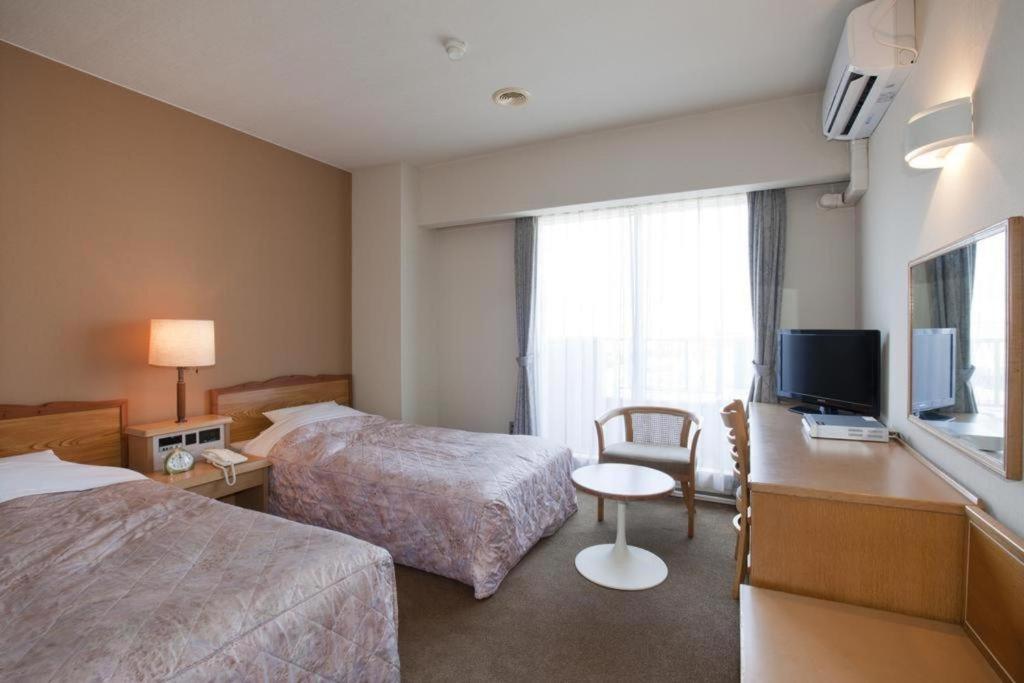היטאצ'י Hotel Tenchikaku מראה חיצוני תמונה